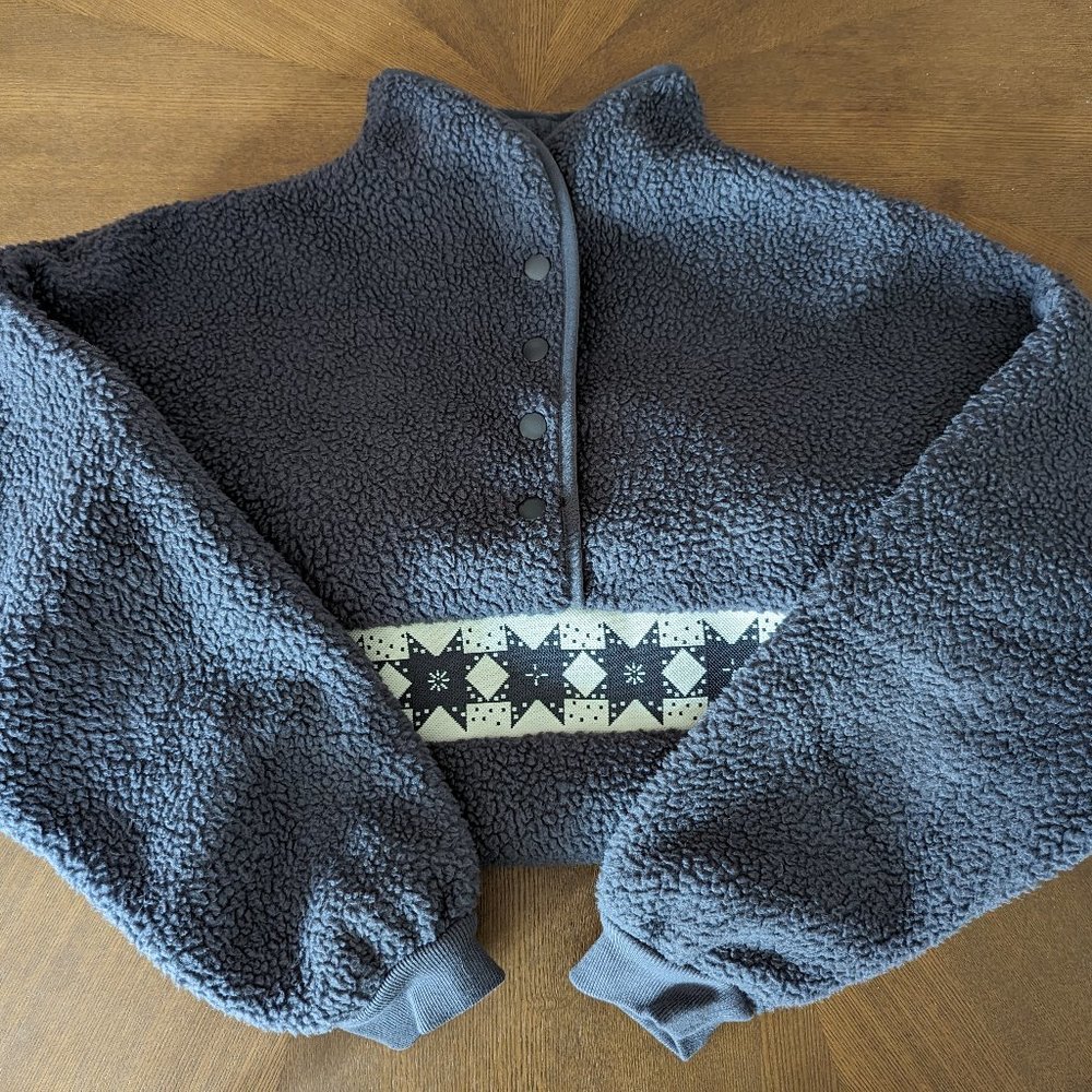 Madewell resources Sherpa popover top coal grey